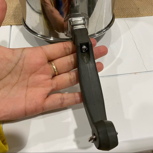 Farberware 1 QT Saucepan 18/10 Stainless Steel EUC - Picture 4 of 5